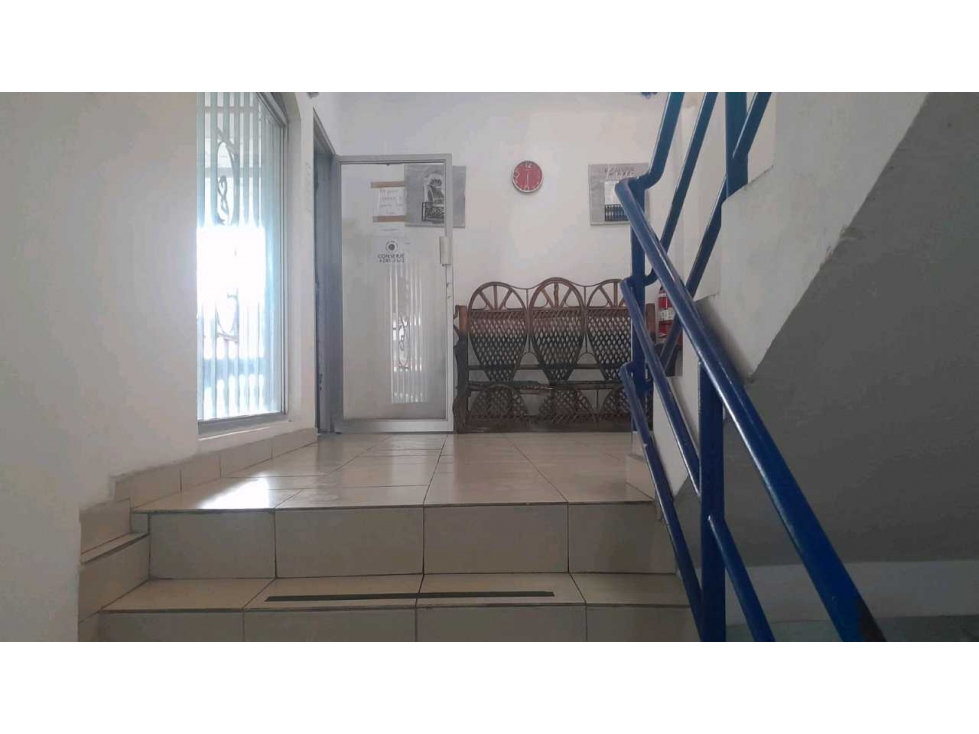 EDIFICIO EN EL INGENIO PARA INVERSION A PASOS DEL METRO 459M2 — foto 3