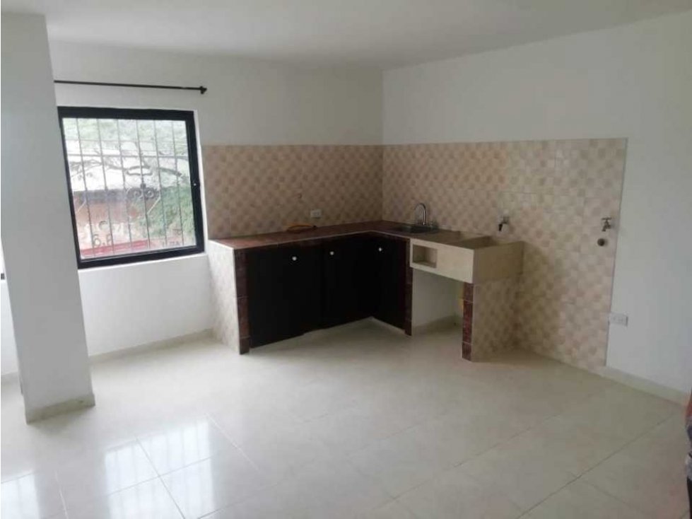 Edificio en el trebol — foto 3