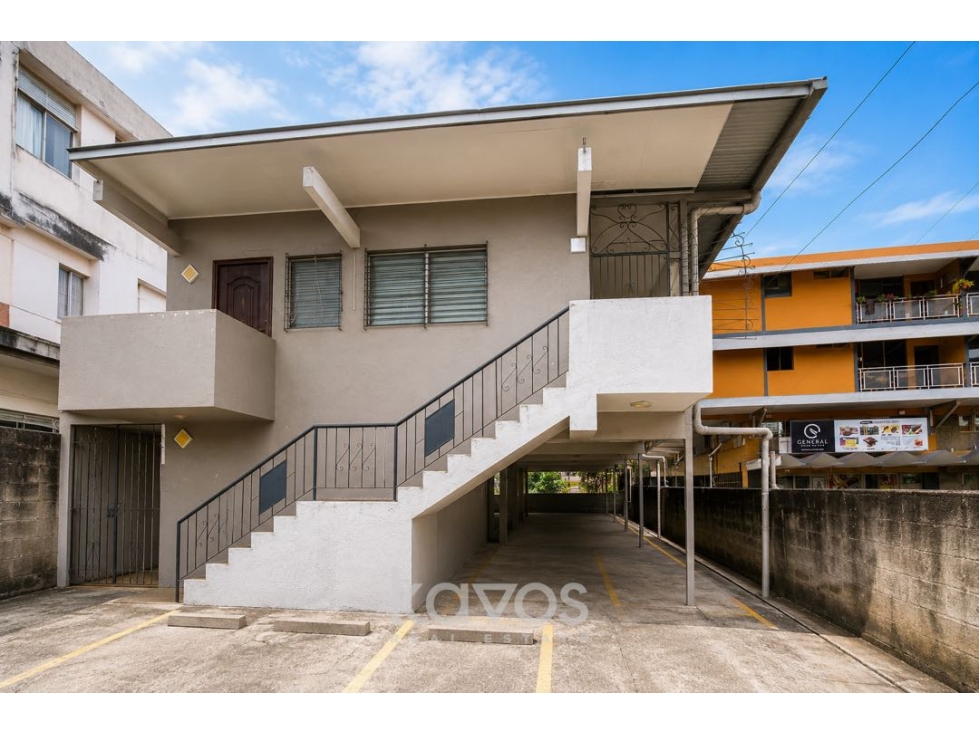 Edificio para inversión en Carrasquilla | 12 apartamentos mas terreno - 2