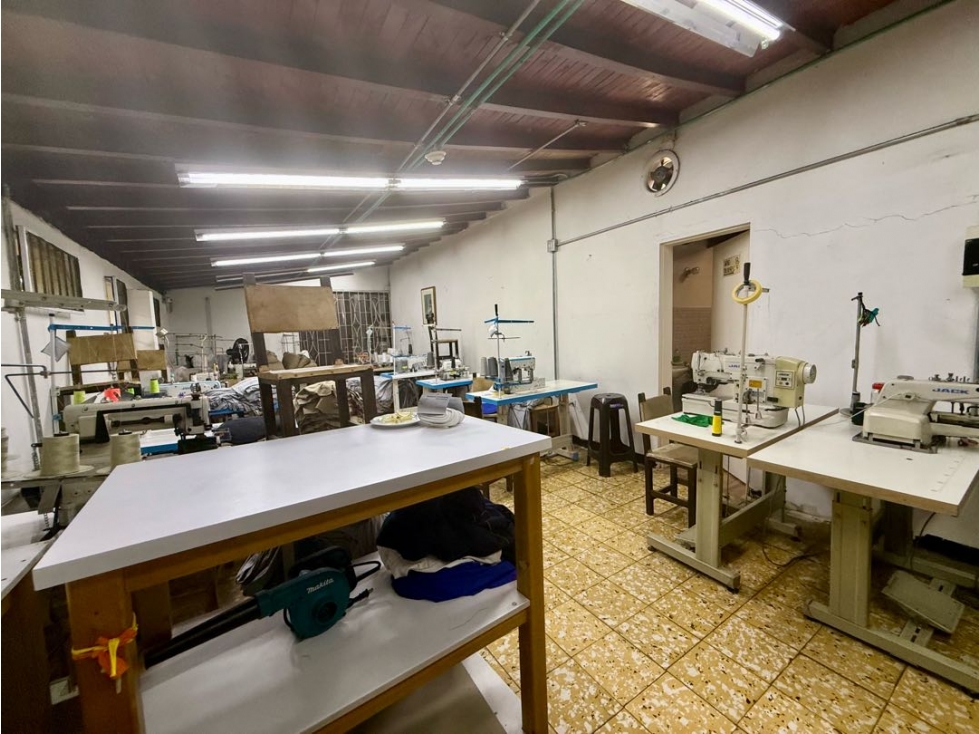 EDIFICIO EN VENTA ENVIGADO SECTOR ALCALÁ - 6