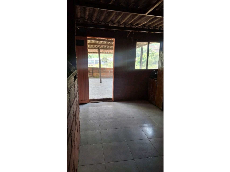 EDIFICIO EN VENTA LA ESTRELLA BARRIO CAMPO.ALEGRE - 6