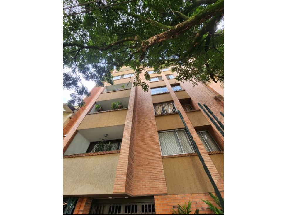 EDIFICIO EN VENTA LAURELES