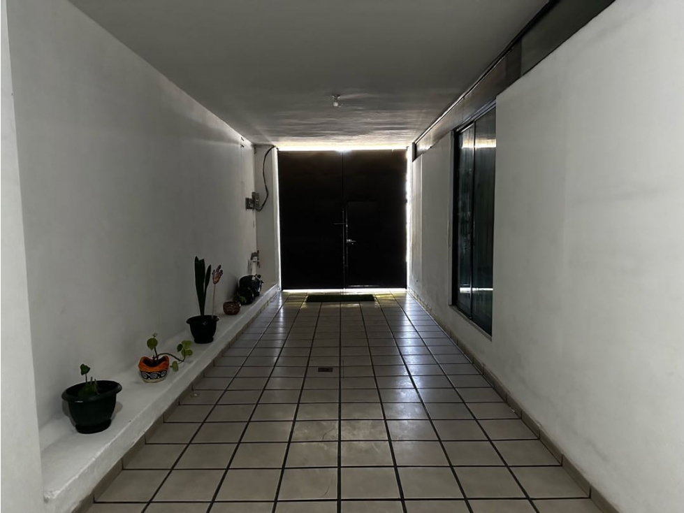 EDIFICIO EN VENTA O RENTA EN AV. LAS TORRES TOLUCA - 3
