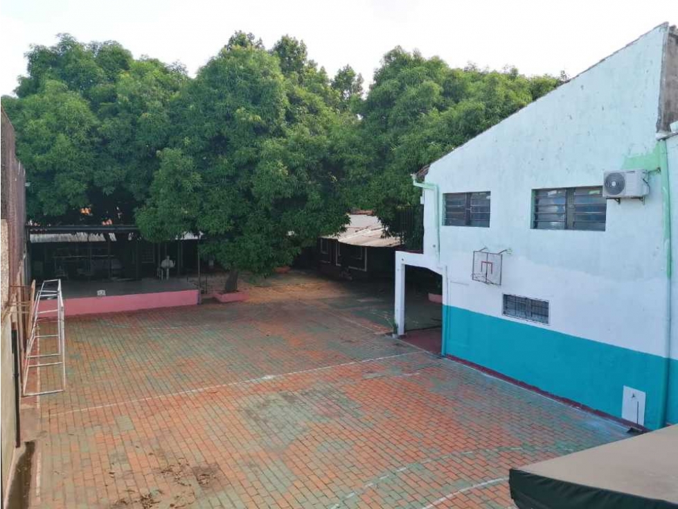 EDIFICIO PARA CENTRO ESTUDIANTIL EN IMPORTANTE BARRIO DE ASUNCION - 4
