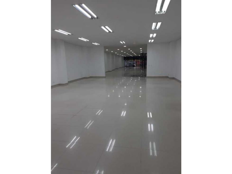 Edificio para la alquiler sur de cali barrio libertadores 1484 m² - 4