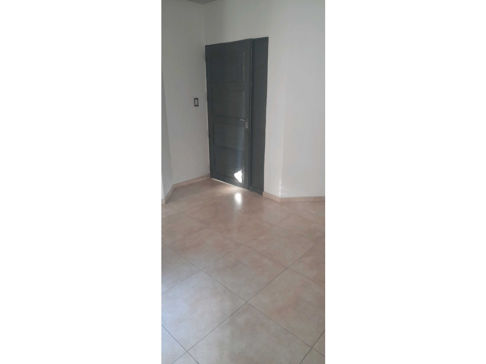 Edificio premium en alquiler 5 oficinas amplias 2baños,sala de reunión - 4