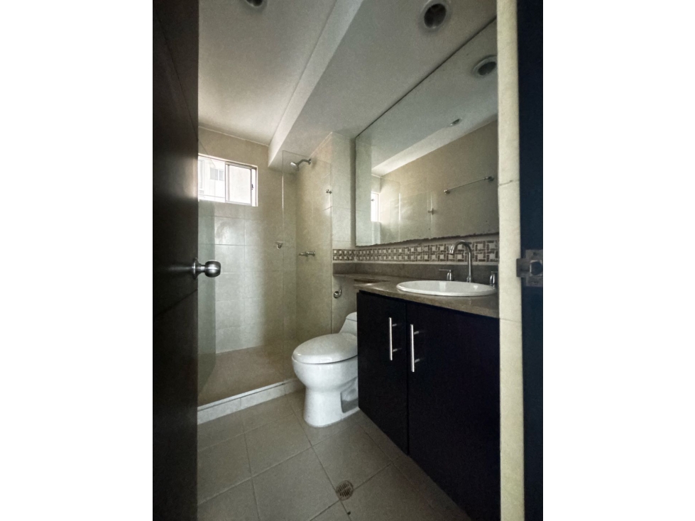 EDIFICIO TOLEDO ARRIENDO — foto 4