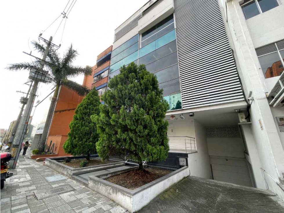 Edificio/laureles/la 33