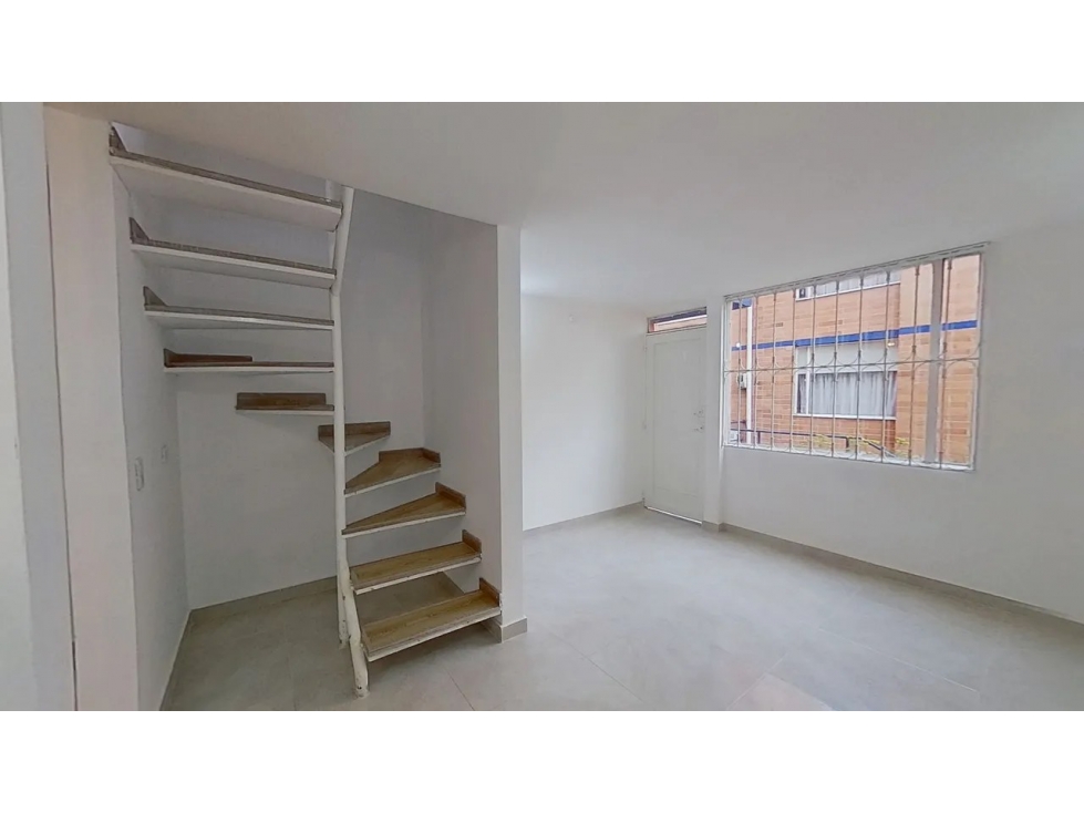 El Codito, Usaquén - 3H/2B + Bajó $23.1M · Casa vista exterior — foto 4