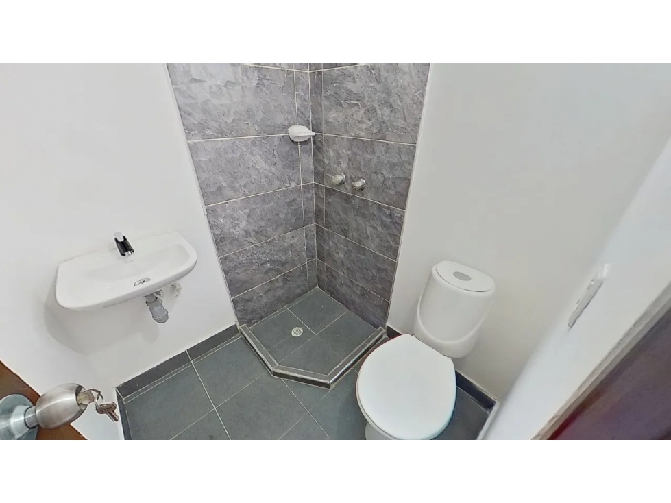 El Codito, Usaquén - 3H/2B + Bajó $23.1M · Casa vista exterior — foto 6