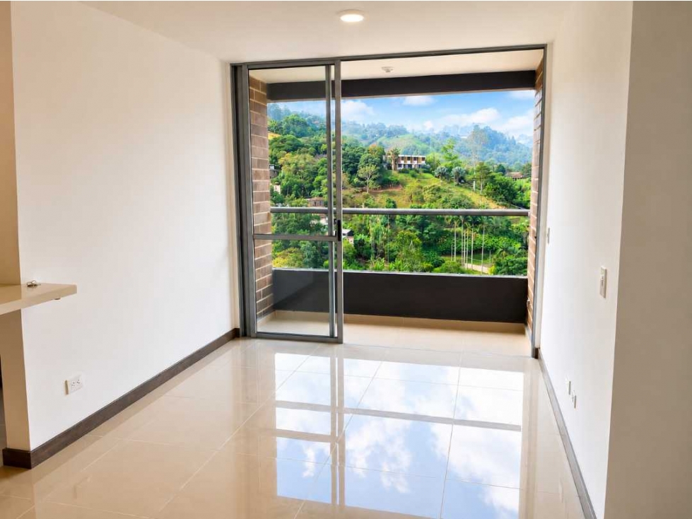 Apartamento de tres habitaciones en Envigado, sector Chingüí. — foto 4
