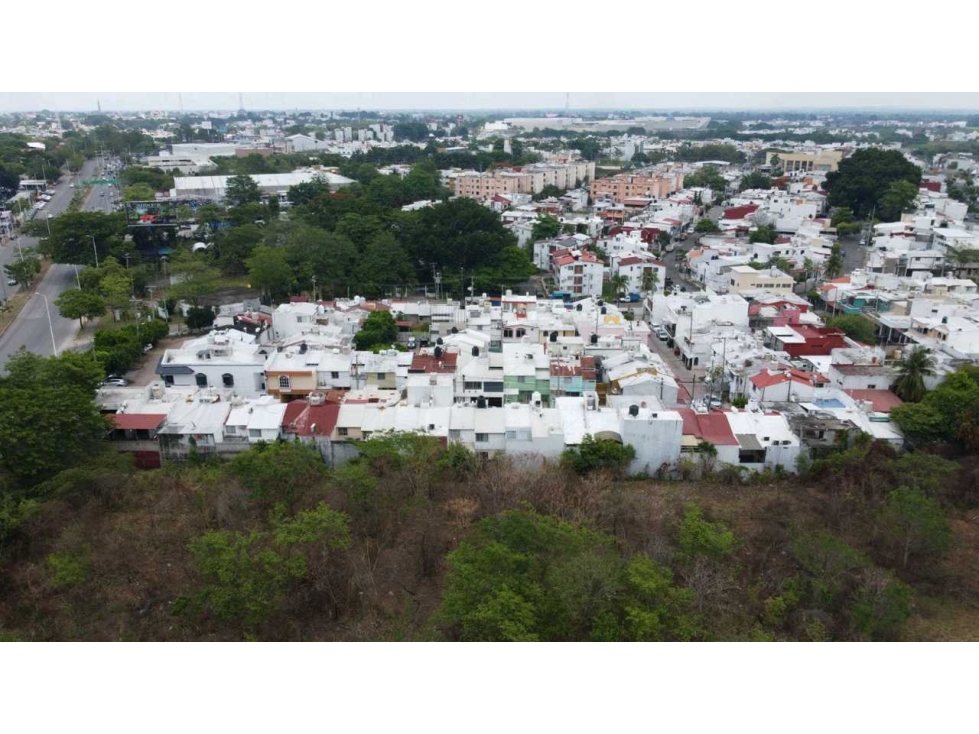 El Mejor Terreno En Venta Sobre Periferico Carlos Pellicer Camara - 3