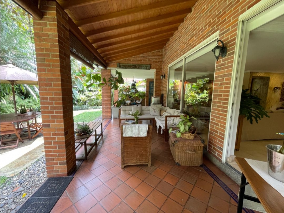 El TOP de la casa: SÚPER TERRAZA CON BBQ Y MANGA! Envgdo Benedictinos — foto 4