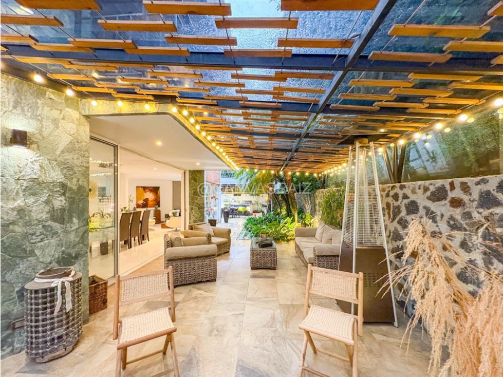 Venta de Casa en La Loma de Las Brujas