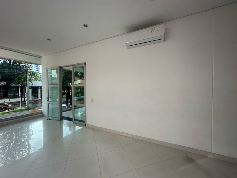 ELEGANTE APARTAMENTO DE 2 HABITACIONES EN VENTA. — foto 4