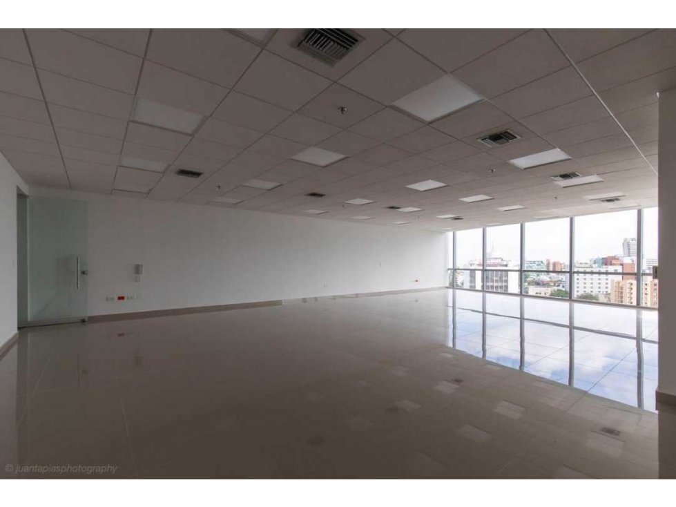 VENTA DE OFICINA EN VILLA COUNTRY - BARRANQUILLA — foto 2
