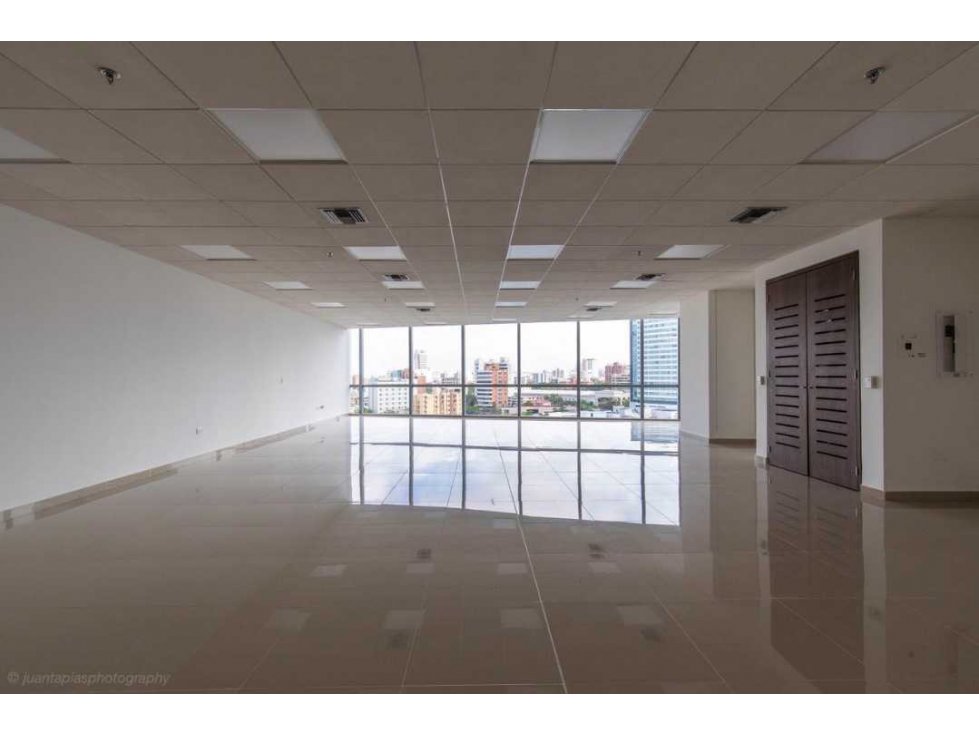 VENTA DE OFICINA EN VILLA COUNTRY - BARRANQUILLA — foto 3