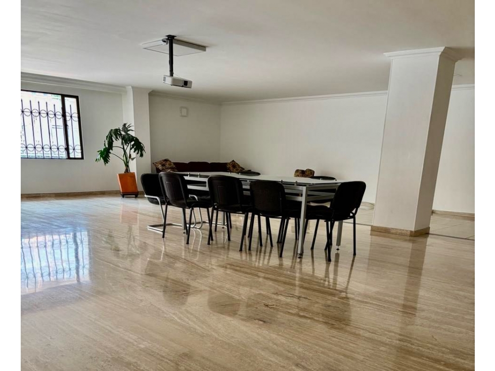 ELEGANTE Y AMPLIO APARTAMENTO DUPLEX EN CHICO ~NAVARRA .BOGOTA — foto 5