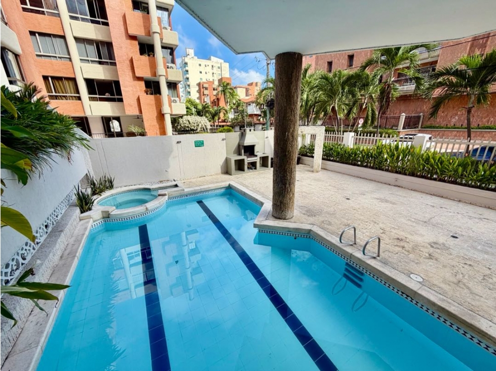 ELEGANTE Y TOTALMENTE REMODELADO APARTAMENTO EN VENTA DE 192 METROS — foto 2