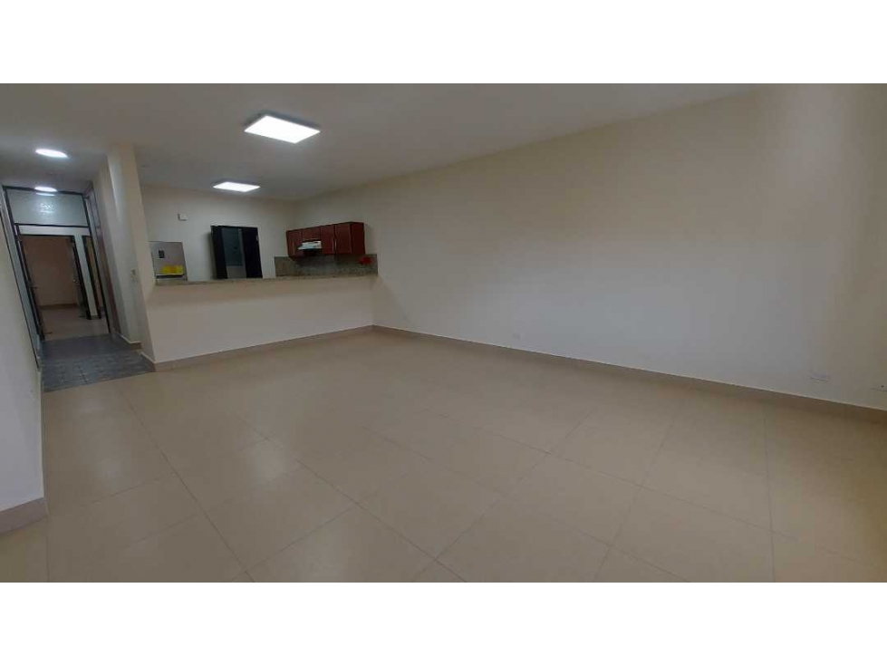 APARTAMENTO EMBASSY VILLAGE 3 RECAMARAS CLAYTON CIUDAD DE PAMAMÁ — foto 3