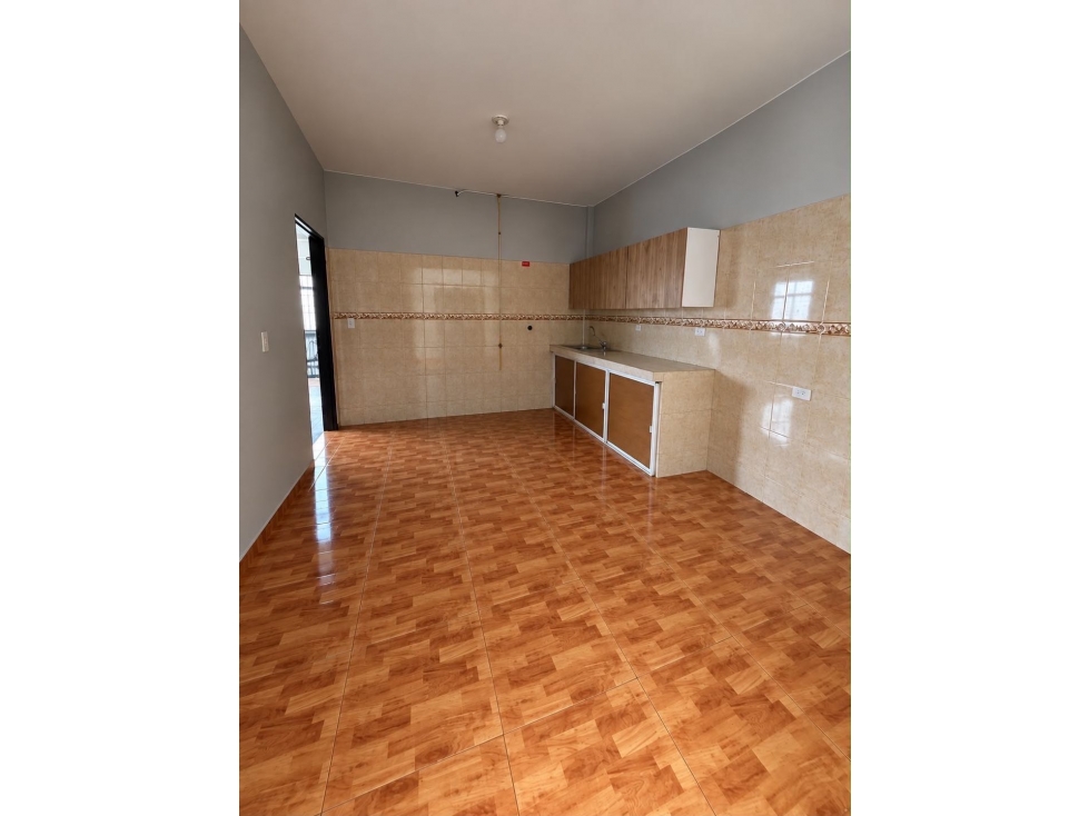 EN ALQUILER APARTAMENTO PRIMER PISO BARRIO BIZERTA — foto 6