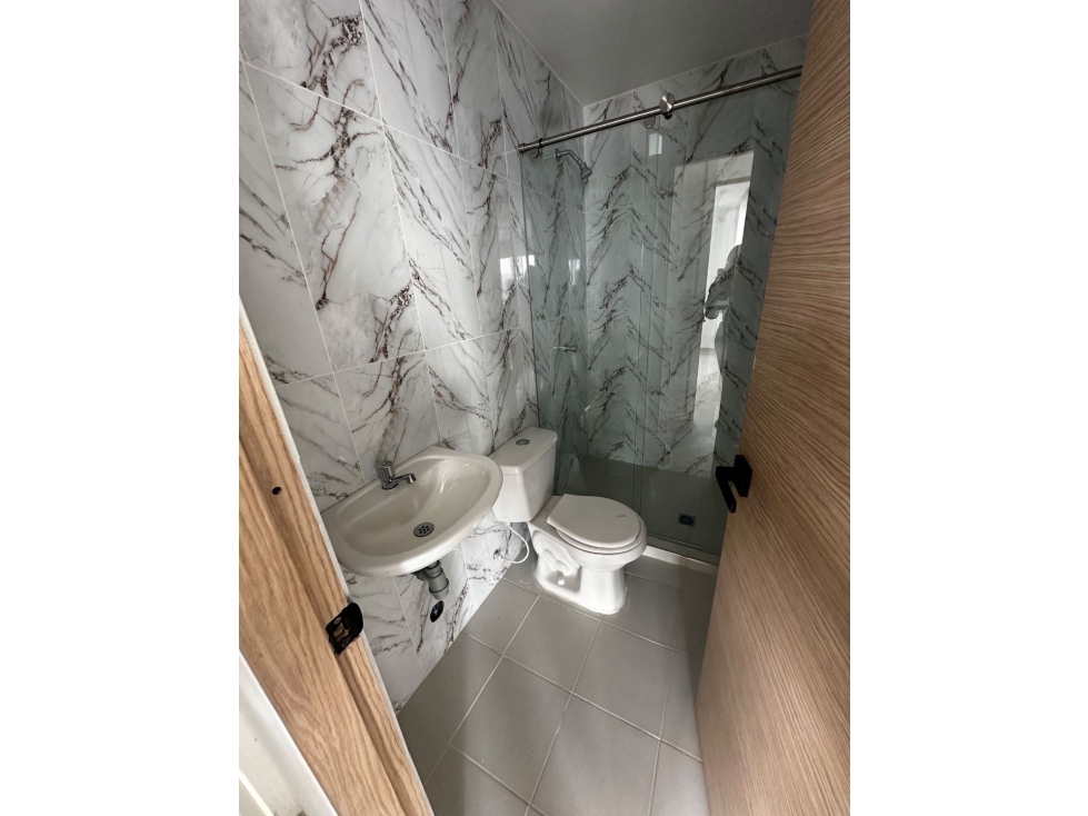 EN ALQUILER APARTAMENTO QUINTO PISO CONJUNTO NAPOLI PALMIRA VALLE — foto 6