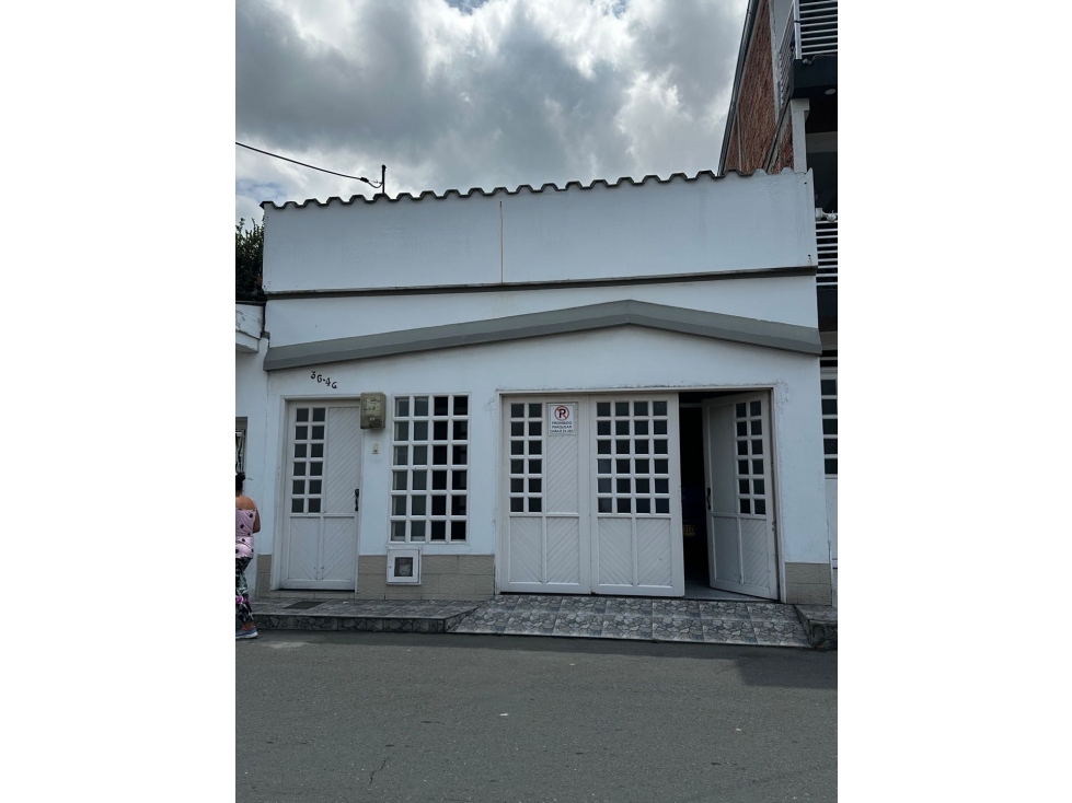 EN ALQUILER BODEGA Y LOCAL COMERCIAL BARRIO COLOMBIA - 1