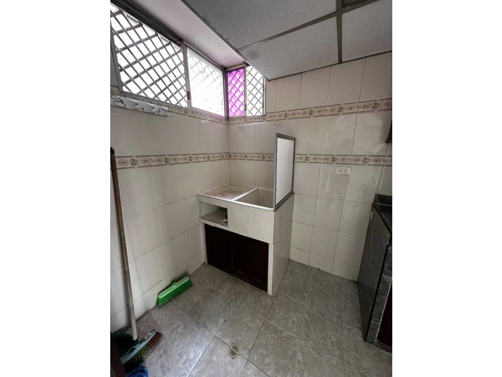 EN ALQUILER SEGUNDO PISO EN CONJUNTO ABEDULES CALI VALLE DEL CAUCA - 5