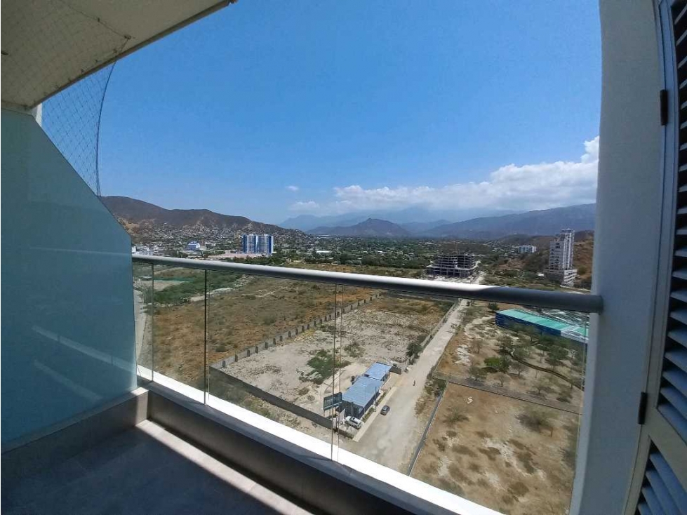 En arriendo apartamento en Playa Salguero — foto 5