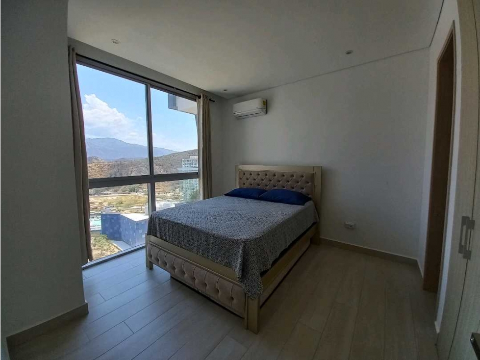 En arriendo apartamento en Playa Salguero — foto 6