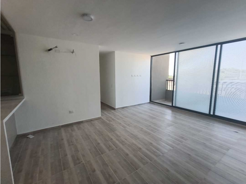 EN ARRIENDO APTO MALLORQUIN ATLCO 78Mtr2