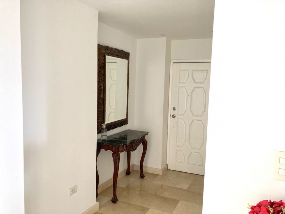 En Cartagena ARRIENDO frente al mar apto amoblado . — foto 4