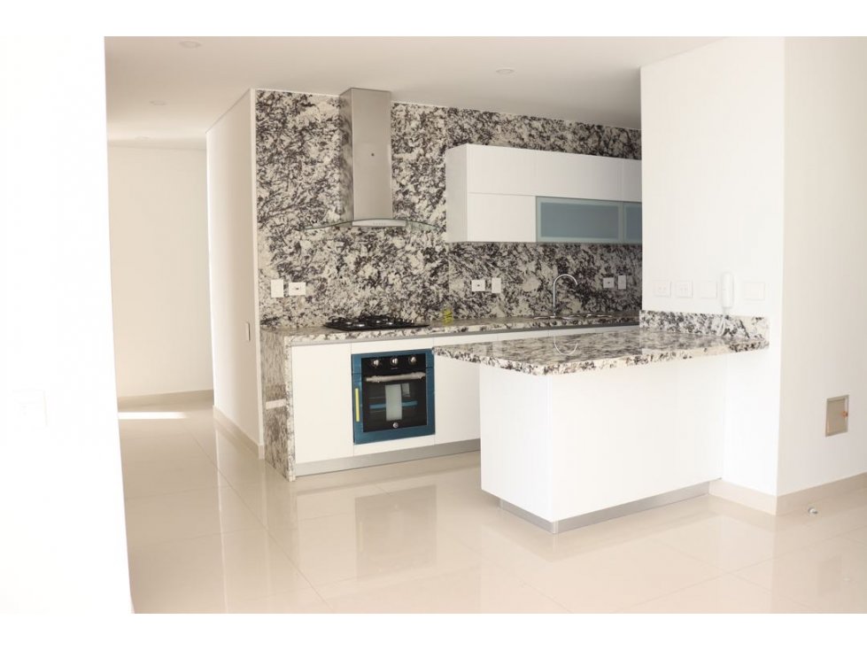 En Cartagena vendo apartamento frente a la bahía en manga! — foto 3