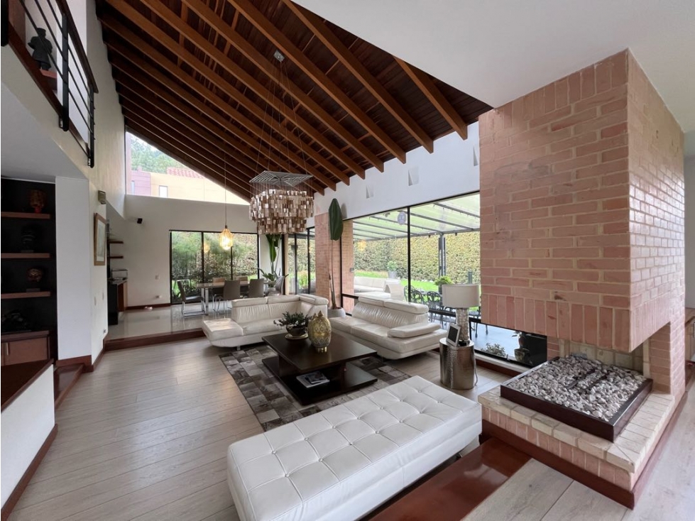 ¡EN CONDOMINIO CAMPESTRE DE CHIA HERMOSA CASA PARA ARRIENDO Y VENTA!