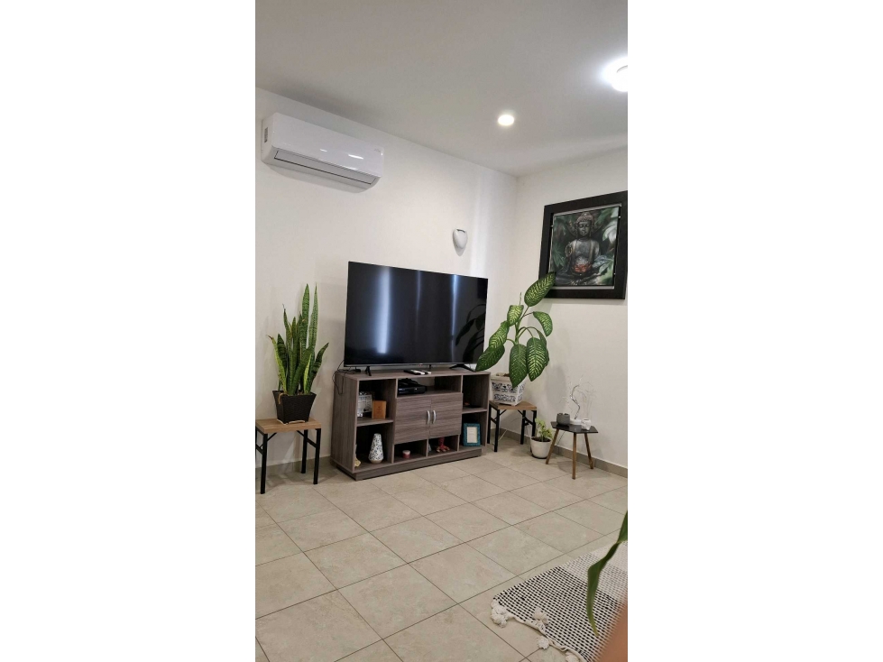 En renta departamento Jacarandas, calle Flor de Pitahaya, Edificio CL - 1