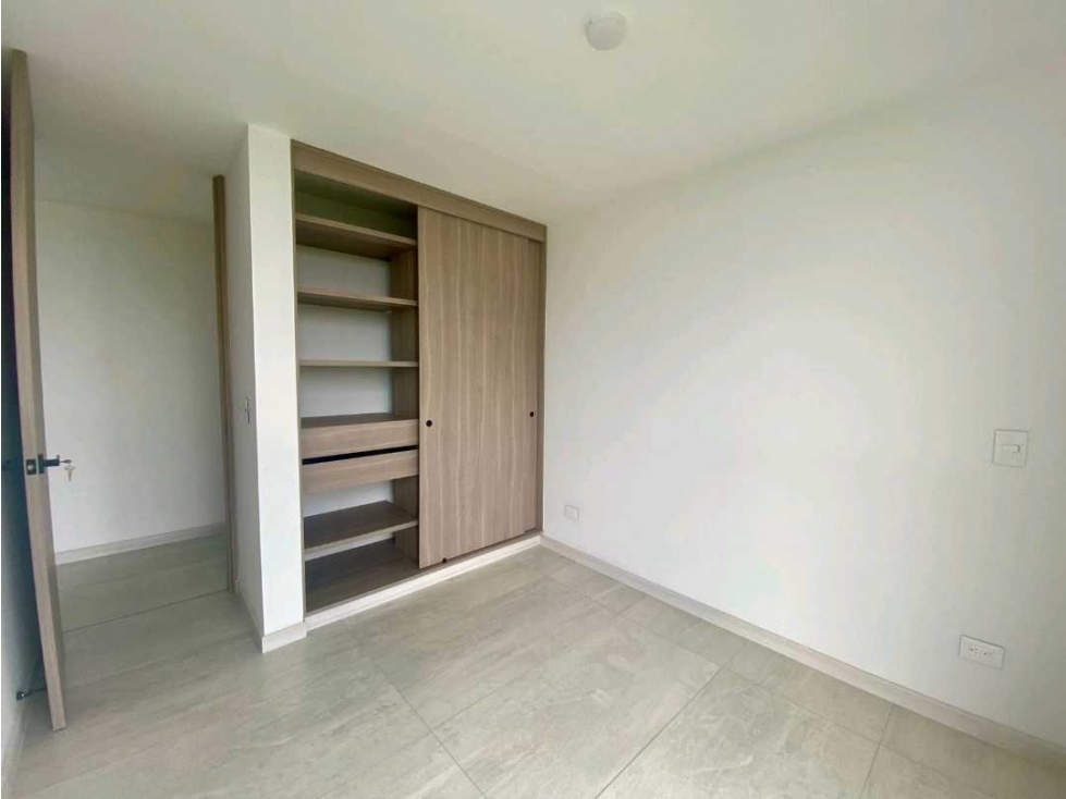 En renta espectacular apartamento en Cerritos Pereira — foto 6