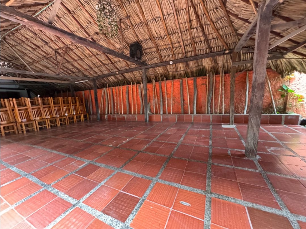 EN RENTA!Lote en Bocagrande frente a la playa! — foto 4