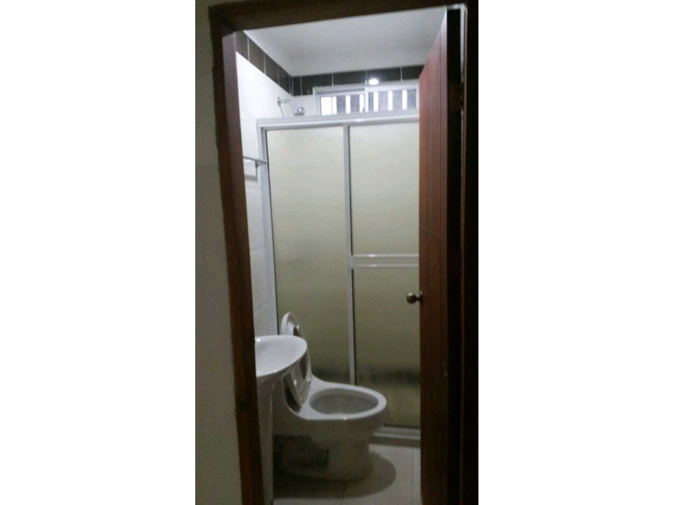 Apartamento sin amoblar en arriendo cerca de la circunvalar — foto 5