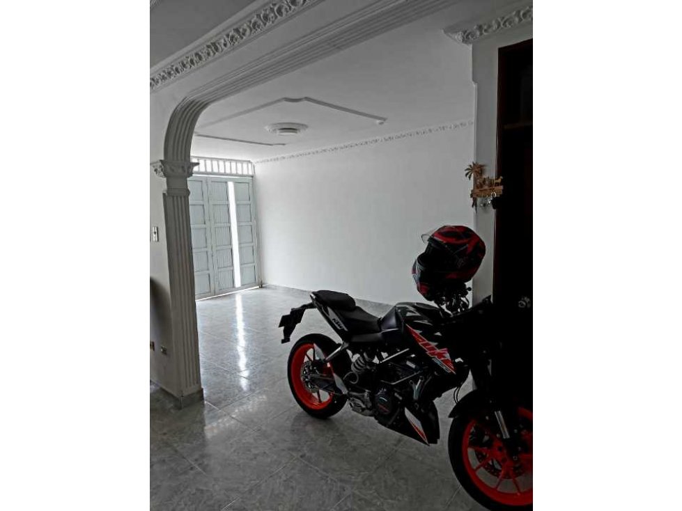 En Venta amplia casa de 5 habitaciones en el norte de Armenia — foto 5
