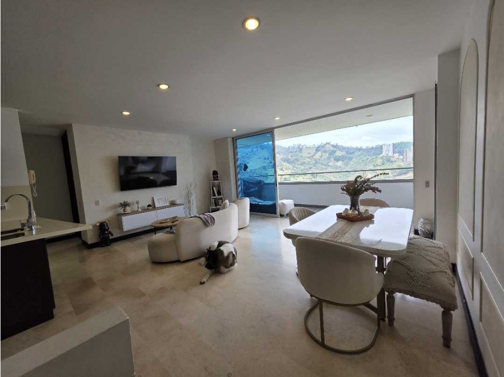 En venta amplio apartamento en Sabaneta, hermosa vista
