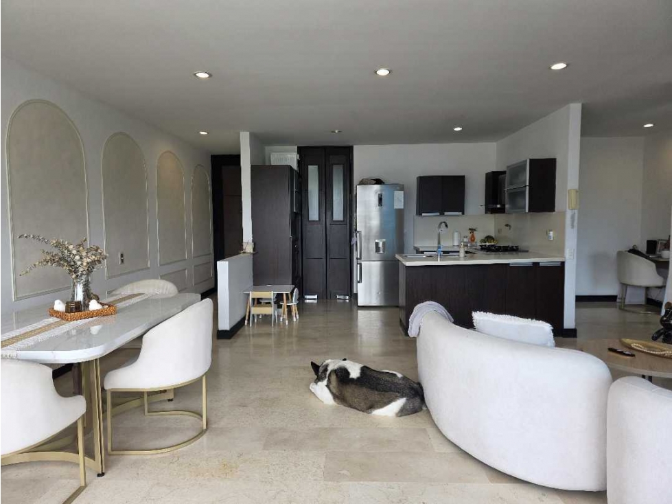 En venta amplio apartamento en Sabaneta, hermosa vista — foto 4
