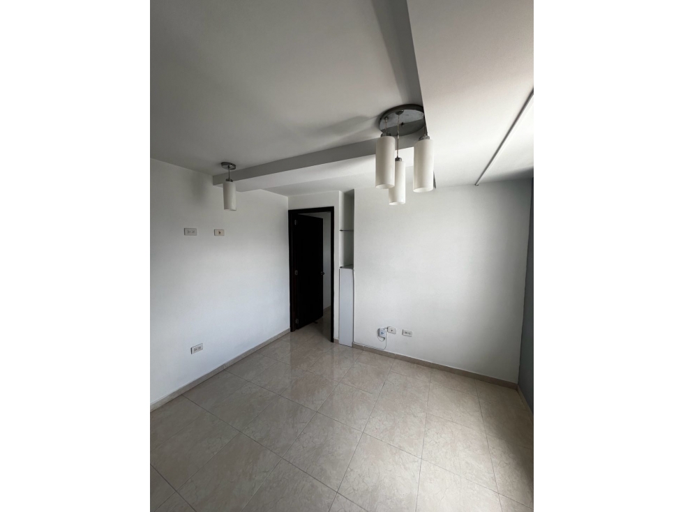 EN VENTA APARTAESTUDIO CON EXCELENTE VISTA Y UBICACIÓN PRIVILEGIADA — foto 3