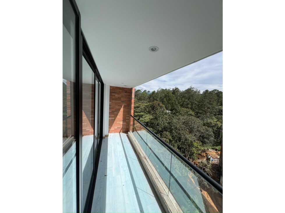 En venta apartaestudio en el Retiro para estrenar!