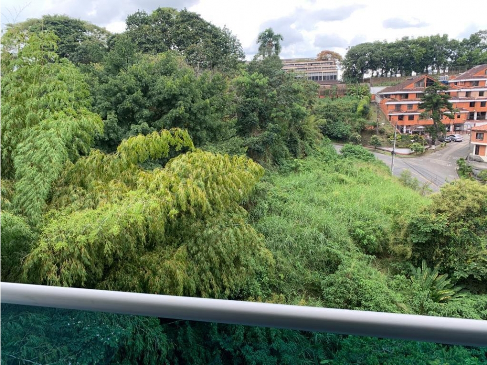 En venta Apartamento de una habitación en Maraya Pereira — foto 2