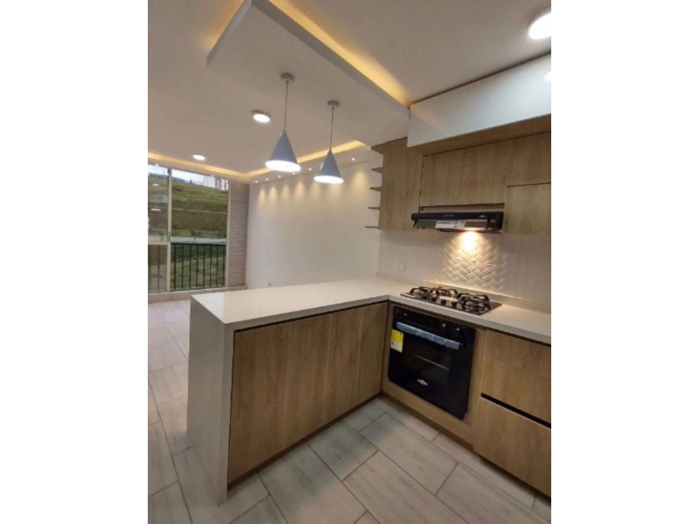 EN VENTA APARTAMENTO 3 HABITACIONES EN ACQUAHILLS — foto 2