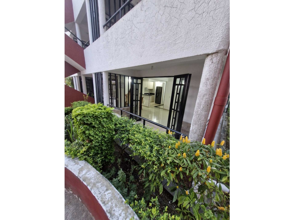 En Venta Apartamento 96 m2 PRIMER PISO, Conjunto con Piscina