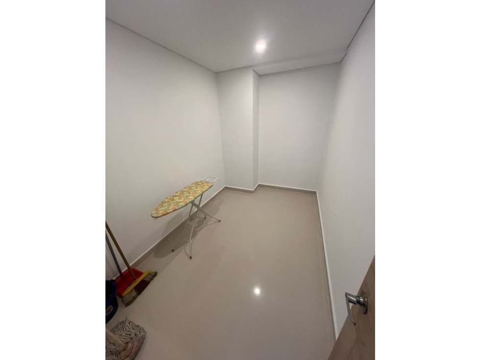 En venta apartamento Amoblado - Barrio Alto Prado — foto 6