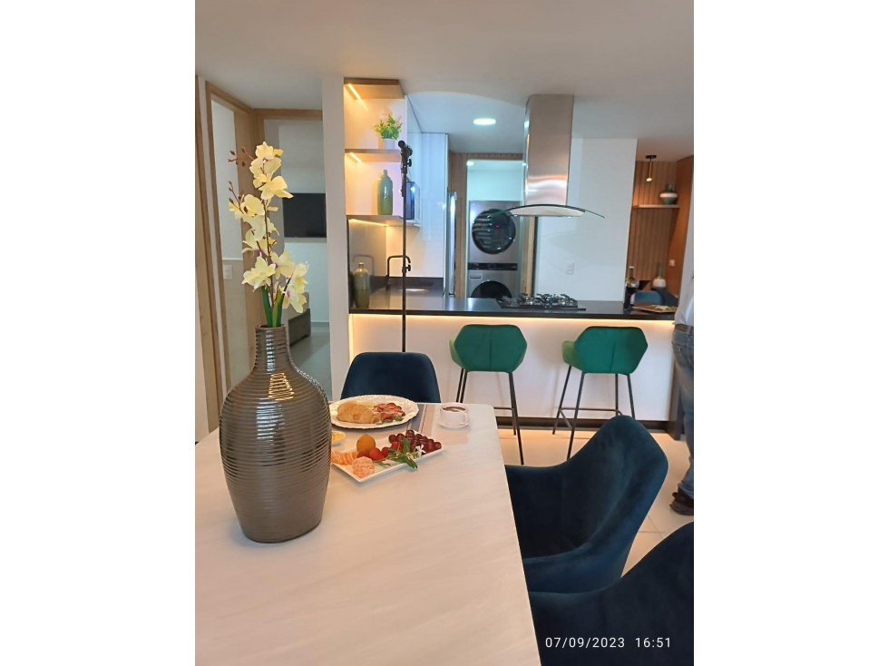 EN VENTA APARTAMENTO AMOBLADO EN PINARES PEREIRA