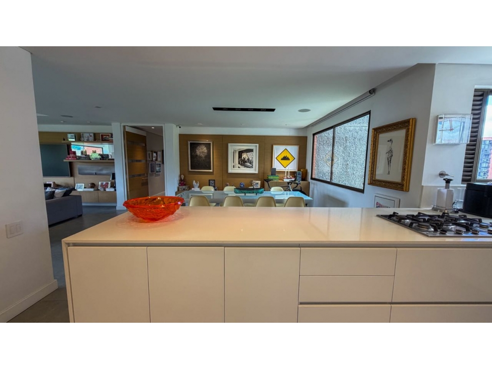 EN VENTA APARTAMENTO CERCA AL TESORO — foto 3