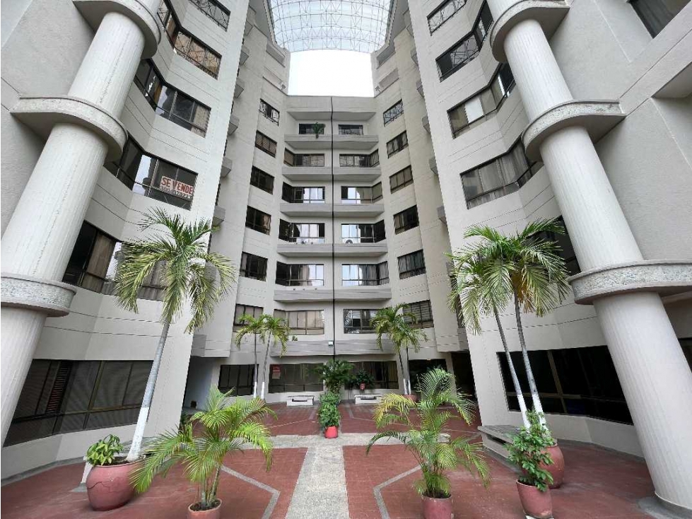 En venta apartamento de 2 alcobas sin muebles en Bavaria-02